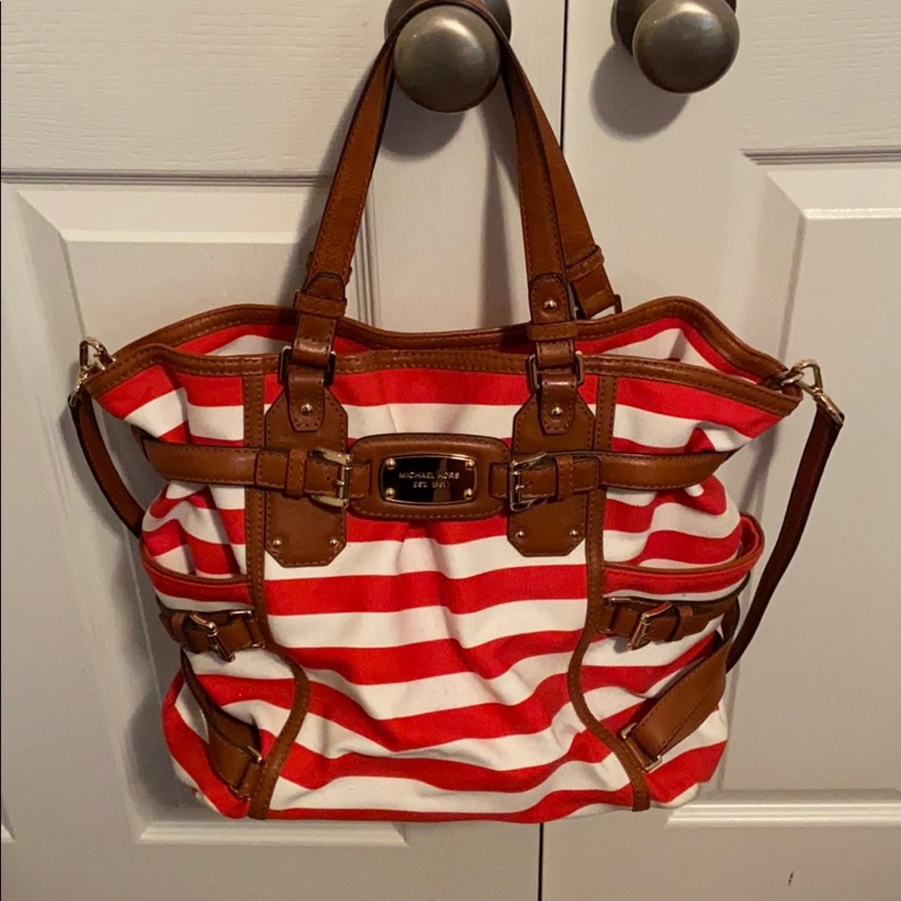 Michael Kors purse